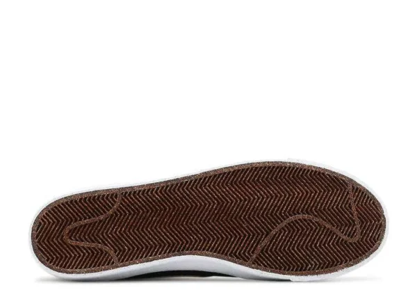 blazer-mid-77-pomegranate-3.webp BLAZER MID 77′ ‘POMEGRANATE’