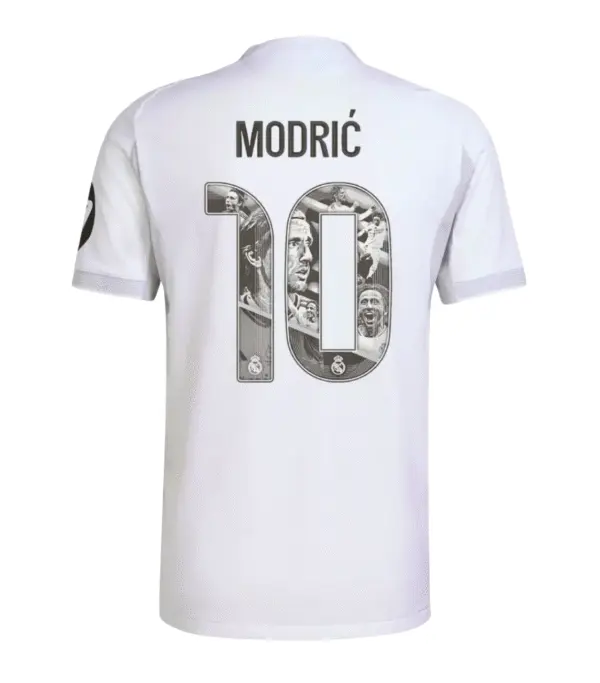 camiseta-real-madrid-25-26-1-equipacion-edicion-especial-modric.webp Camiseta Real Madrid 25/26 1ª equipación edición especial Modrić