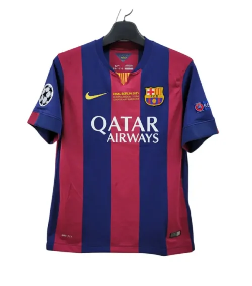 camiseta-retro-barcelona-14-15-1-equipacion-edicion-final-champions-league.webp Camiseta Retro Barcelona 14/15 1ª Equipación – Edición Final Champions League