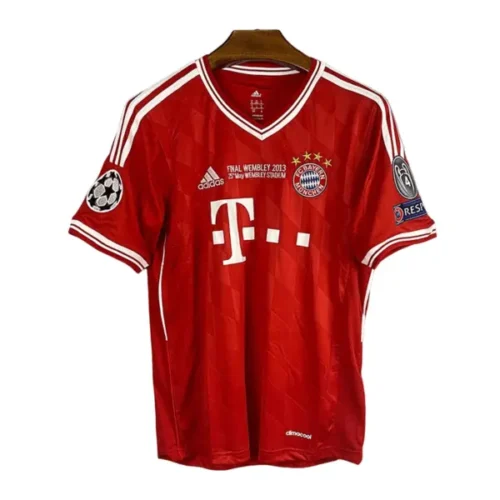 camiseta-retro-bayern-munich-inscripcion-final-champions-league-12-13.webp Camiseta Retro Bayern Múnich Inscripción Final Champions League 12/13