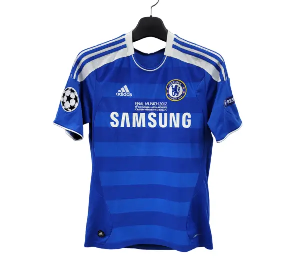 camiseta-retro-chelsea-11-12-final-champions-league.webp Camiseta retro Chelsea 11/12 Final Champions League
