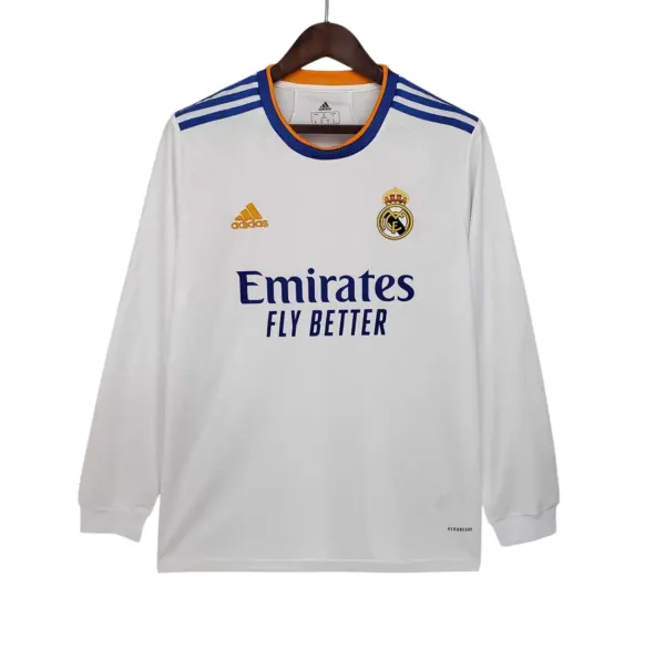 camiseta-retro-real-madrid-21-22-1-equipacion-manga-larga.webp Camiseta Retro Real Madrid 21/22 1ª Equipación manga larga