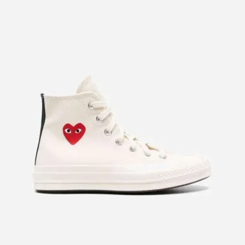 comme-des-garcons-play-x-converse-blancas.webp Comme Des Garçons Play x Converse Blancas