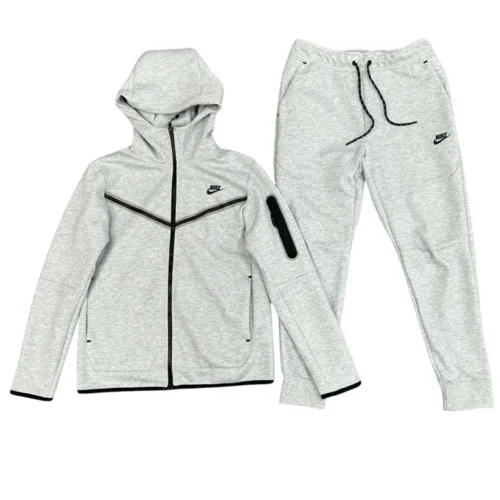 conjunto-nike-tech-fleece-gris-algodon-real.webp Conjunto NIKE TECH Fleece «Gris» Algodón Real