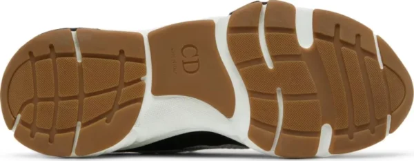 dior-b22-white-black-gum-2.webp DIOR B22 ‘WHITE BLACK GUM’