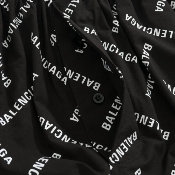 drfgdg-3.jpg BLNCG Shorts Allover Logo Print