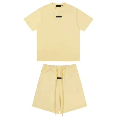 essentials-tracksuit-2.webp Essentials Tracksuit