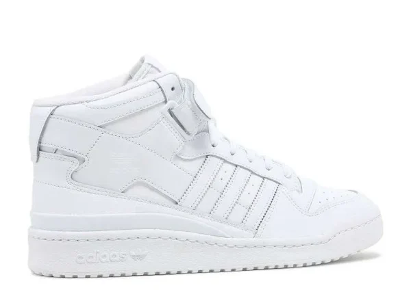 FORUM MID ‘TRIPLE WHITE’