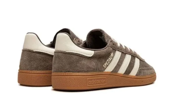 handball-spezial-earth-strata-gum-3.webp Handball Spezial Earth Strata Gum