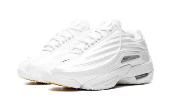 Hot Step 2 ‘Drake N0CTA White’