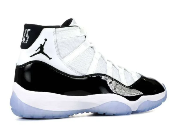 JORDAN RETRO 11 ‘CONCORD’