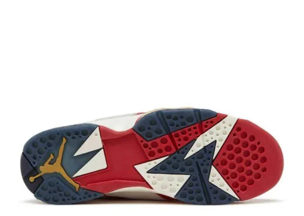 jordan-retro-7-new-sheriff-in-town-3.webp JORDAN RETRO 7 ‘NEW SHERIFF IN TOWN’