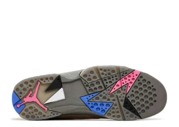 jordan-retro-7-sapphire-3.webp JORDAN RETRO 7 ‘SAPPHIRE’