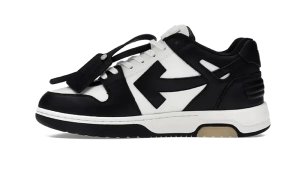 out-of-office-bianche-e-nere.webp Out Of Office (Bianche e Nere)