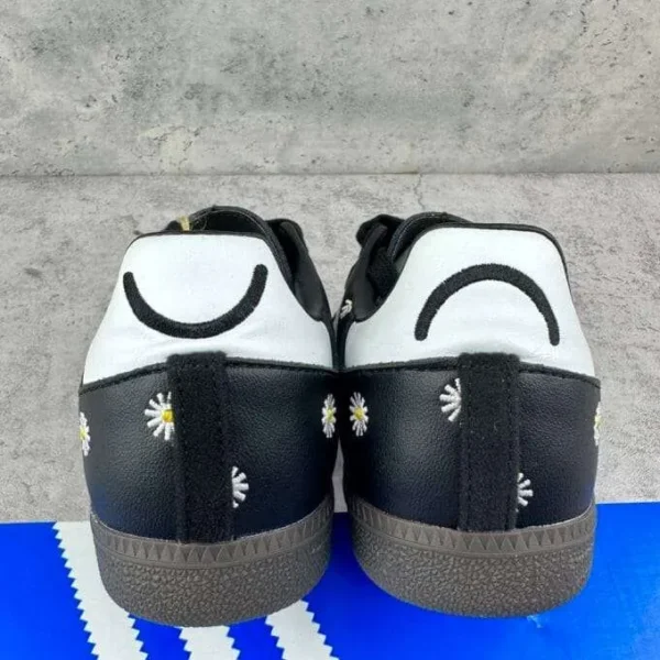 samba-atmos-face-1.webp Samba ’Atmos FACE’