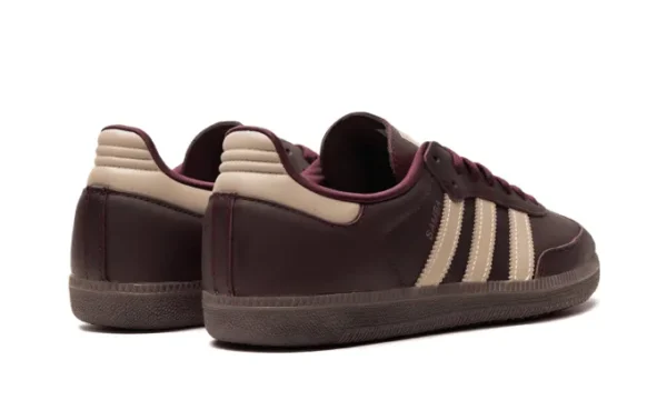 samba-og-maroon-crystal-sand-3.webp Samba OG ‘Maroon Crystal Sand’