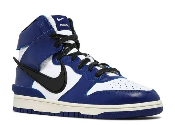 sb-dunk-high-ambush-blue-1.webp SB DUNK HIGH AMBUSH ‘BLUE’