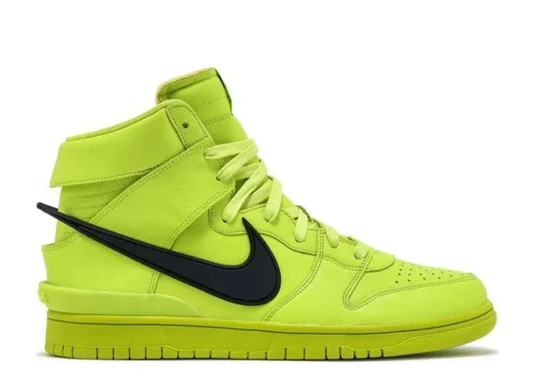sb-dunk-high-ambush-flash-lime.webp SB DUNK HIGH AMBUSH ‘FLASH LIME’