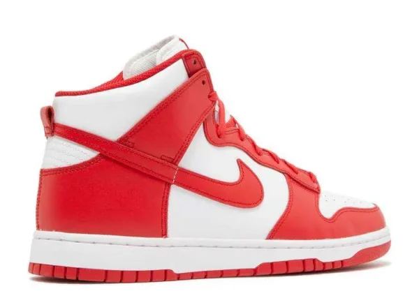SB DUNK HIGH ‘CHAMPIONSHIP RED’