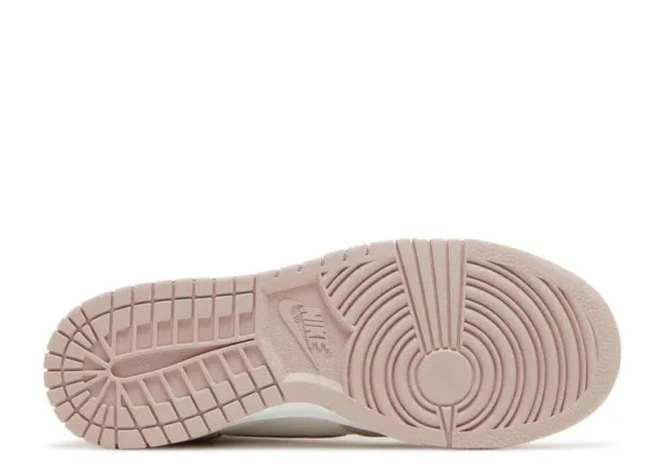 SB DUNK HIGH ‘PINK OXFORD’