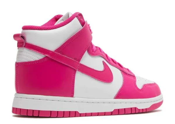 sb-dunk-high-pink-prime-2.webp SB DUNK HIGH ‘PINK PRIME’