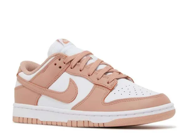 SB DUNK LOW ‘ROSE WHISPER’