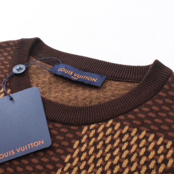 LV T-shirt Checkered Logo