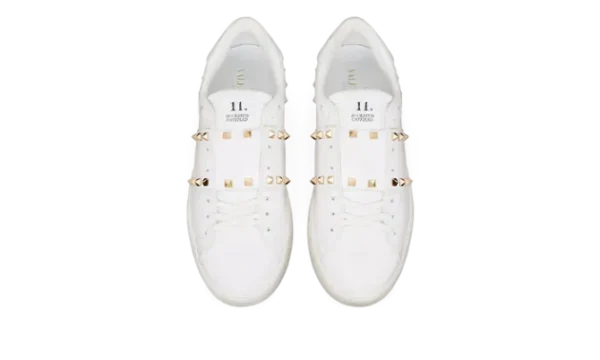 sneaker-rockstud-white-gold-2.webp Sneaker Rockstud White Gold