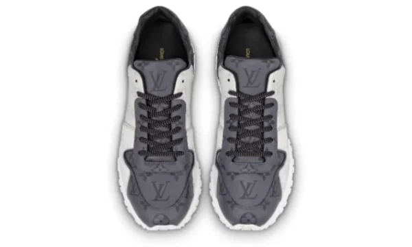 sneaker-run-away-2.webp Sneaker Run Away