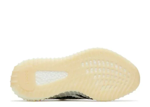 yeezy-boost-350-v2-zebra-3.webp YEEZY BOOST 350 V2 ‘ZEBRA’