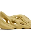 yeezy-foam-runner-sulfur-2.webp YEEZY FOAM RUNNER ‘SULFUR’