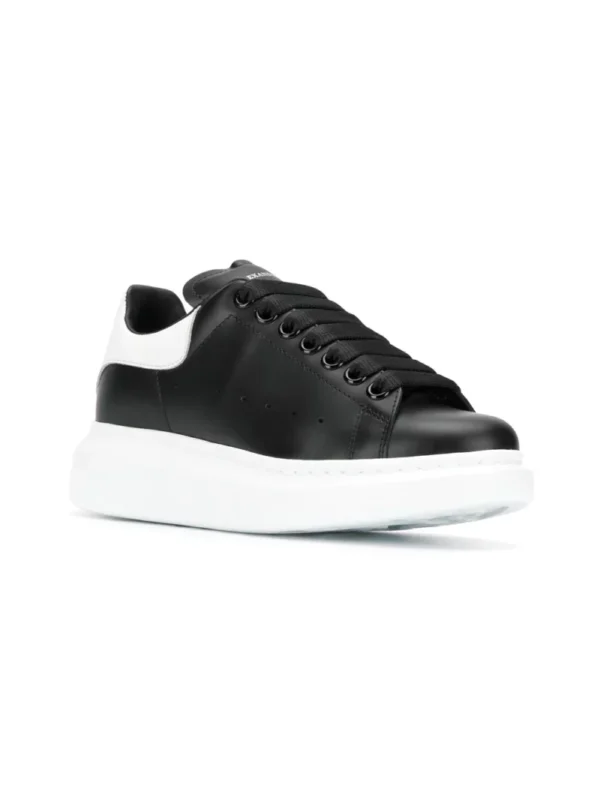 zapatillas-oversized-alexander-mcqueen-21.webp ZAPATILLAS OVERSIZED ALEXANDER MCQUEEN